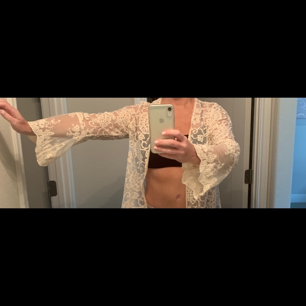 L Space Lace Kimono Cover Up Size M/L - Picture 4 of 8